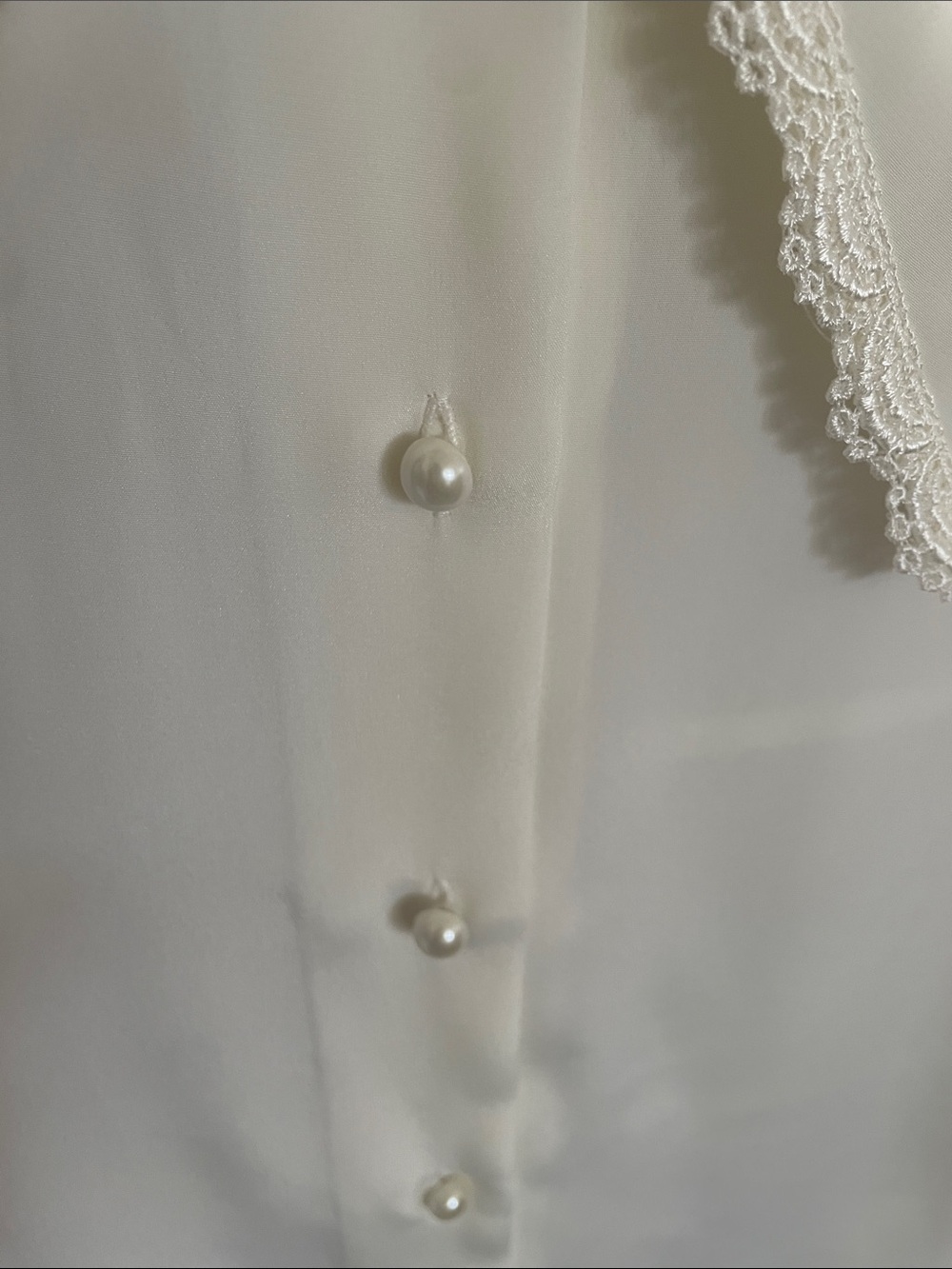 🫖✨Vintage Cream Lace Collar Blouse Size M - Picture 9 of 13